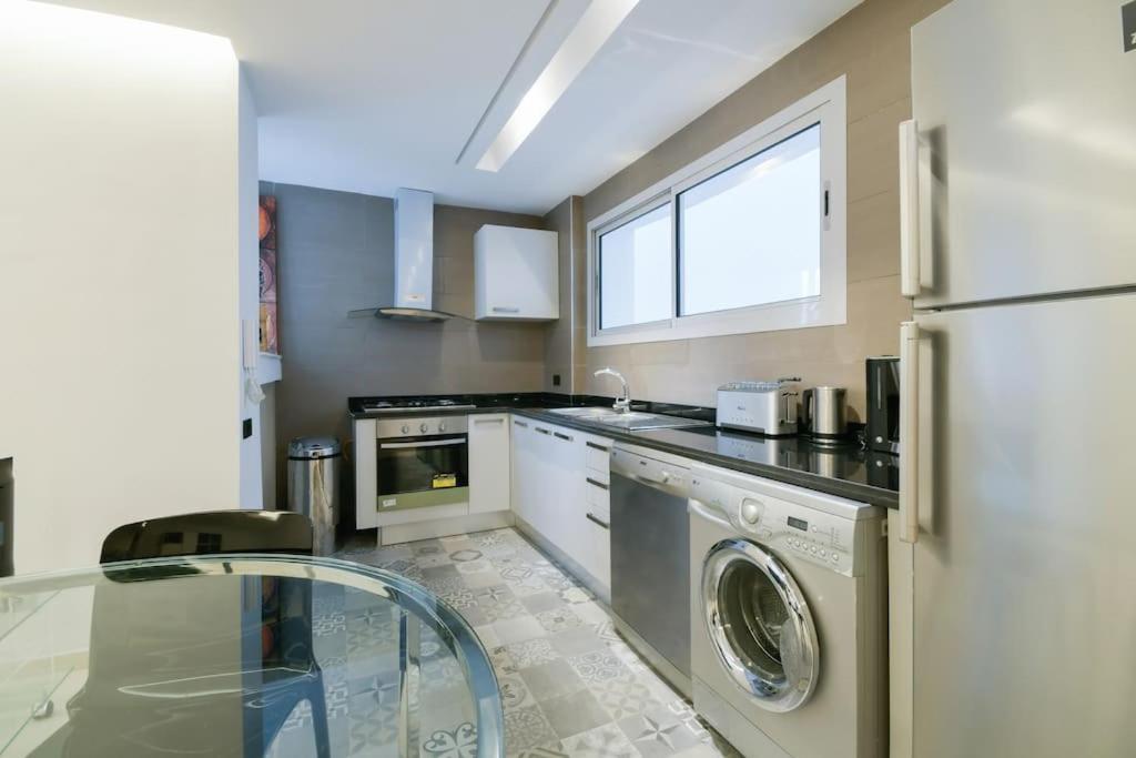 Apartment Luxury One Bedroom - Location Rabat
